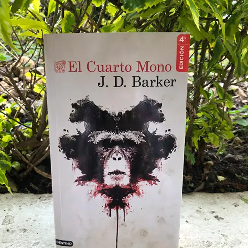 Libro El cuarto mono, J.D. Barker, Novela Policíaca